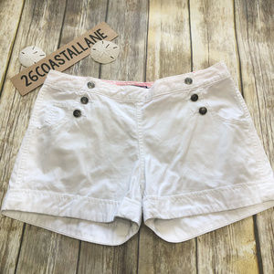 Vineyard Vines White Shorts Size 8